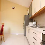 度假居 Stunning In With View