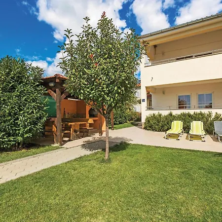 Prázdninový dům Stunning In With View