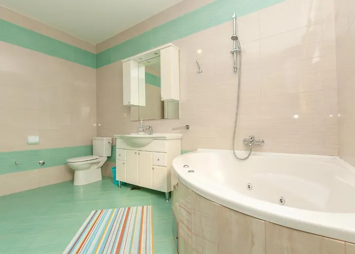 Stunning In With View *