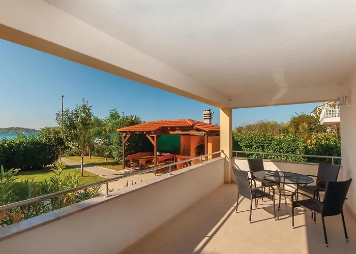 Stunning In With View Vikendica Vodice